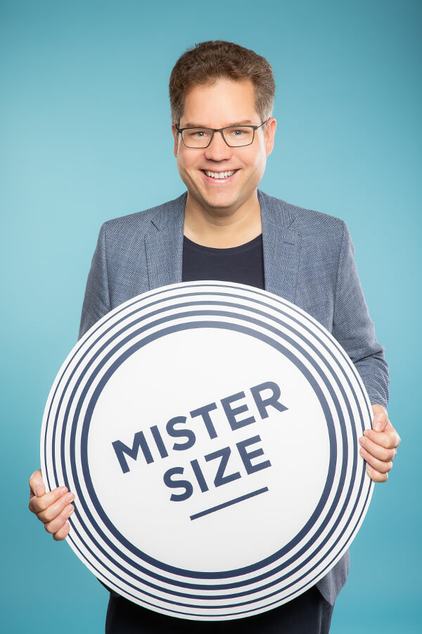 Jan Vinzenz Krause cu logo-ul MISTER SIZE
